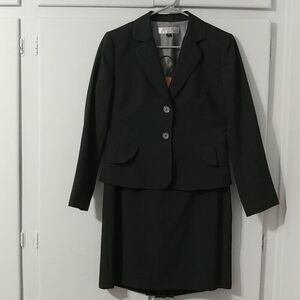 Tahari Petite Suit